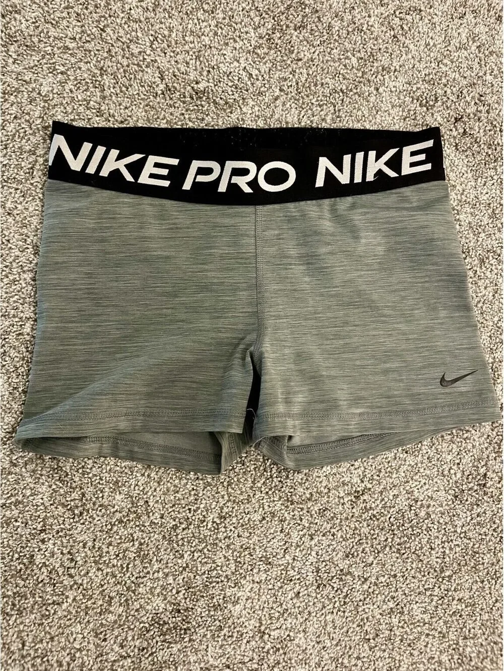 Nike Pro Dri-FIT Gray Compression Shorts Women's Large Training Athletic